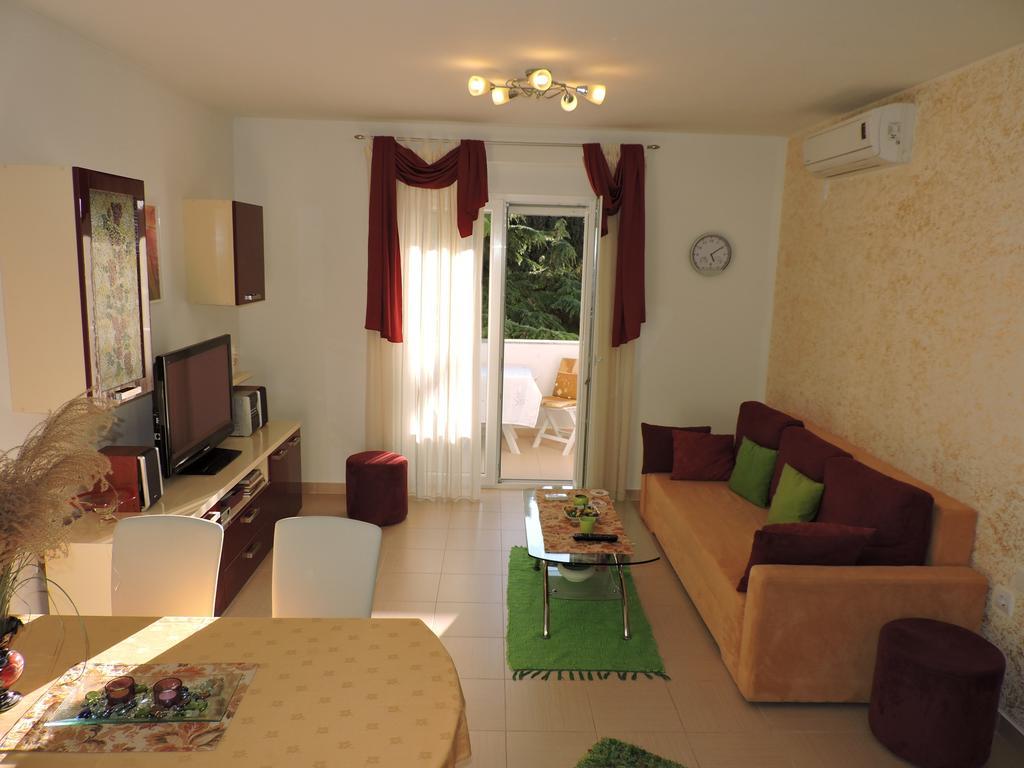 Apartman Legin Fazana Exterior photo